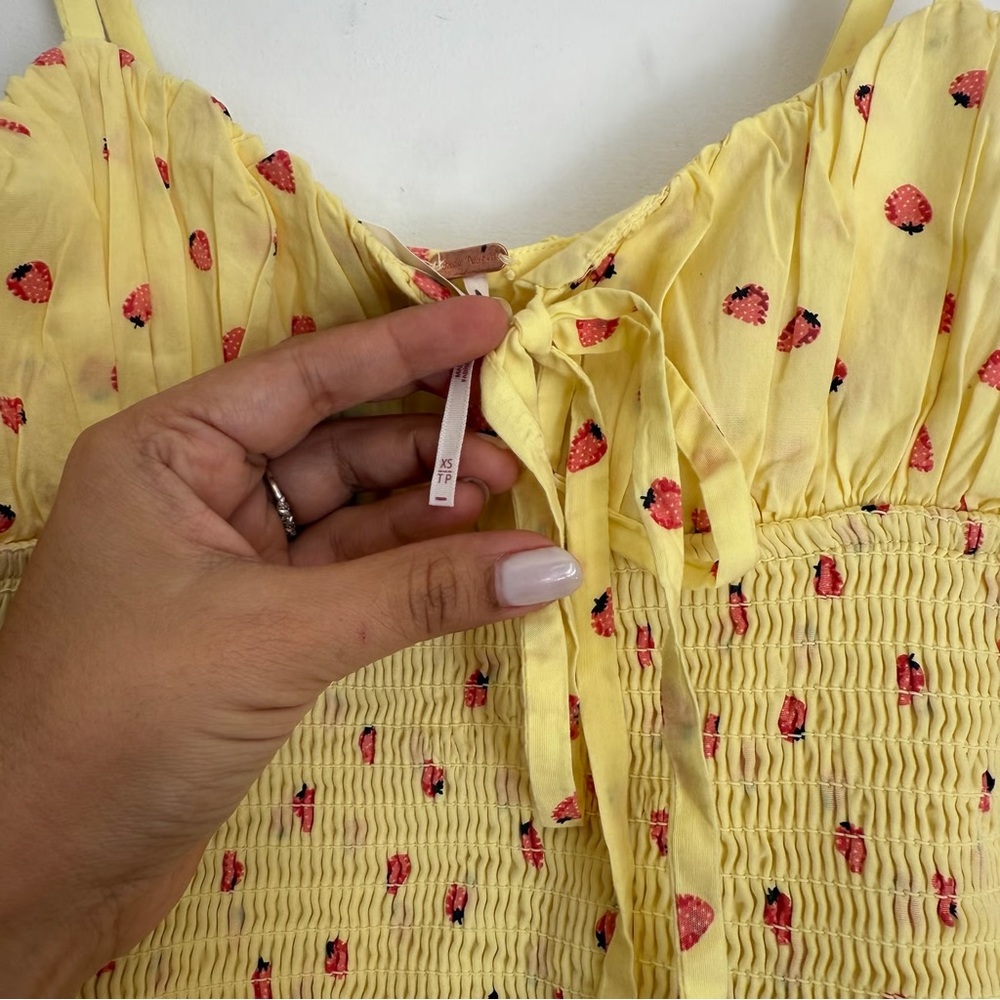 Free People Lavendar Daze Dress in Strawberry Lemon 🍓 🍋 - Picture 4 of 4